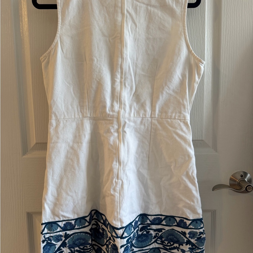 Roller Rabbit Kiki Embroidered Mini Dress White Blue Size Small - Picture 3 of 4